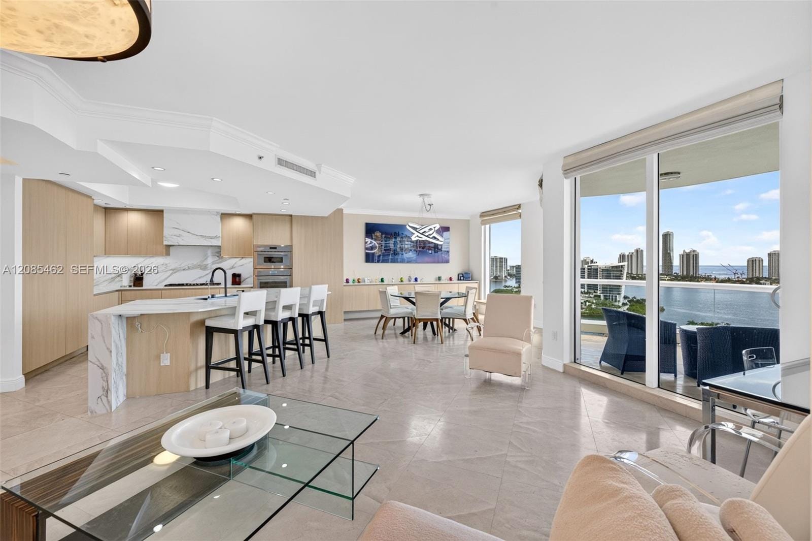 6000 Island Boulevard 2104 — photo 2