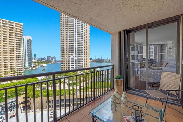 540 Brickell Key Drive 1514, Miami, FL 33131
