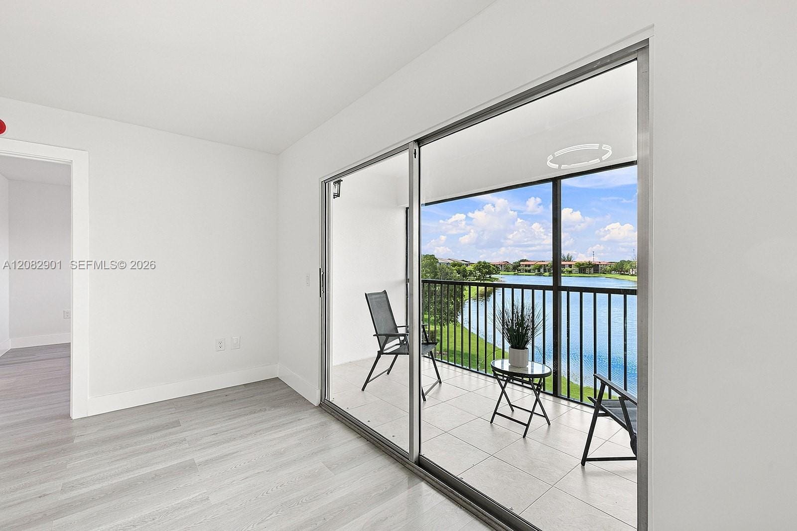 550 SW 138th Avenue 402K, Pembroke Pines, FL 33027 photo 3