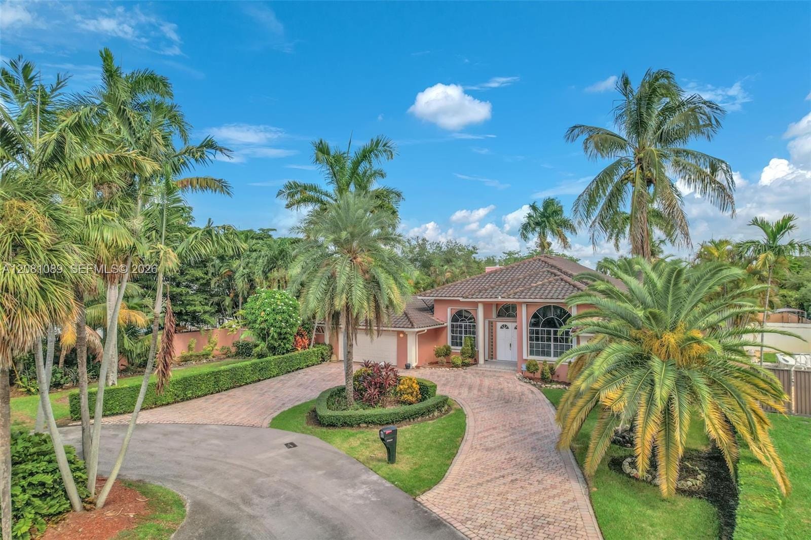 10485 NW 132nd Street, Hialeah Gardens, FL 33018 photo 1