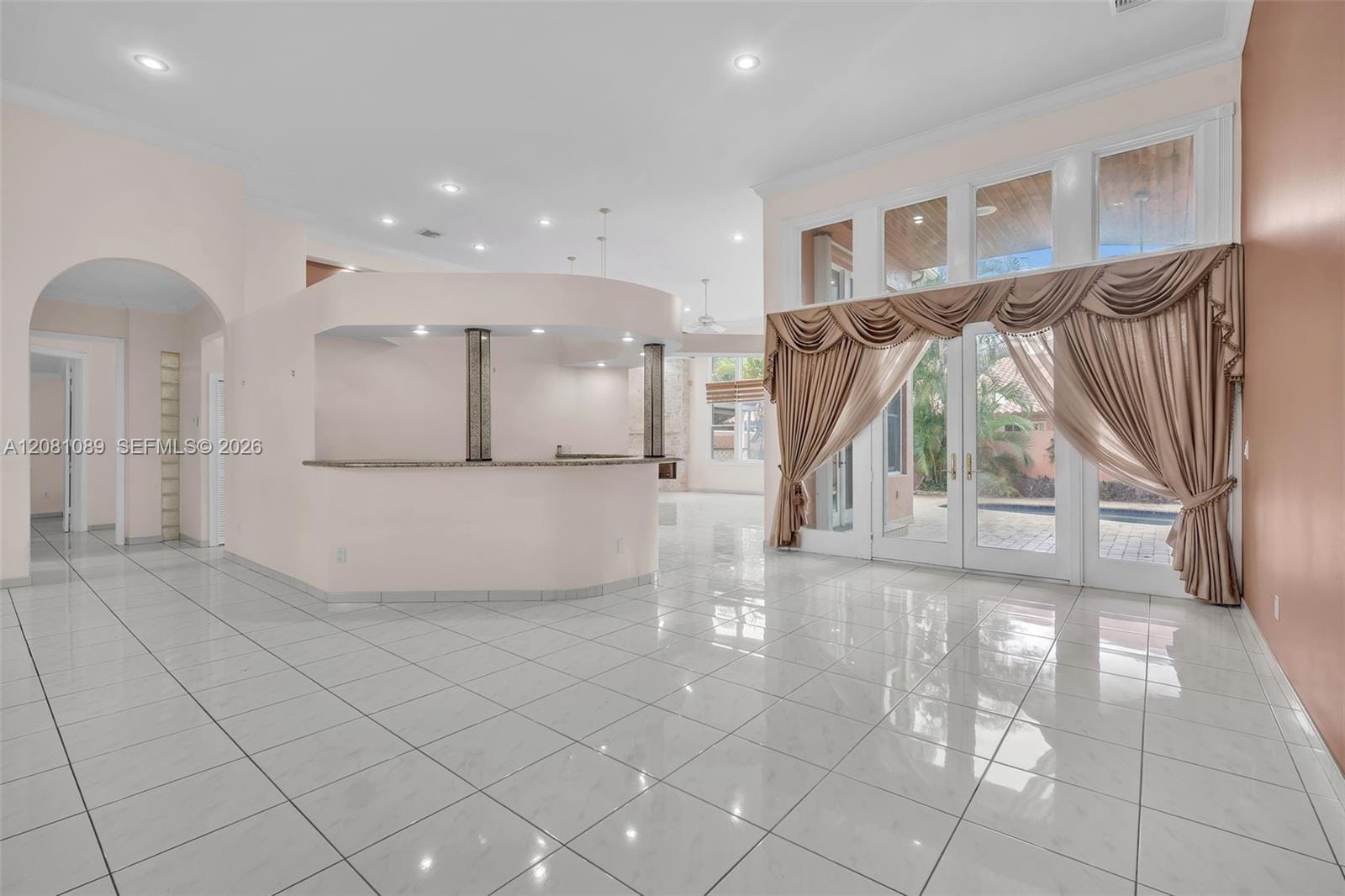 10485 NW 132nd Street, Hialeah Gardens, FL 33018 photo 4