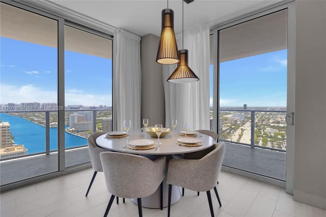4010 S Ocean Drive R2008, Hollywood, FL 33019