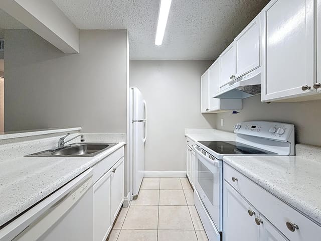 719 MEADOWS Circle, Boynton Beach, FL 33436
