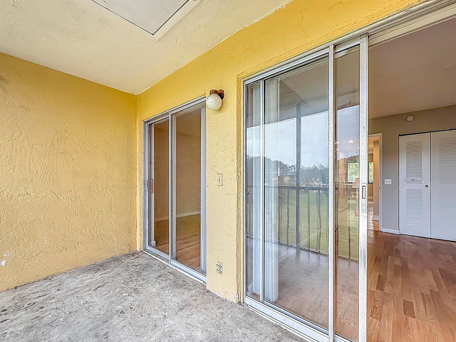 719 MEADOWS Circle, Boynton Beach, FL 33436 photo 23