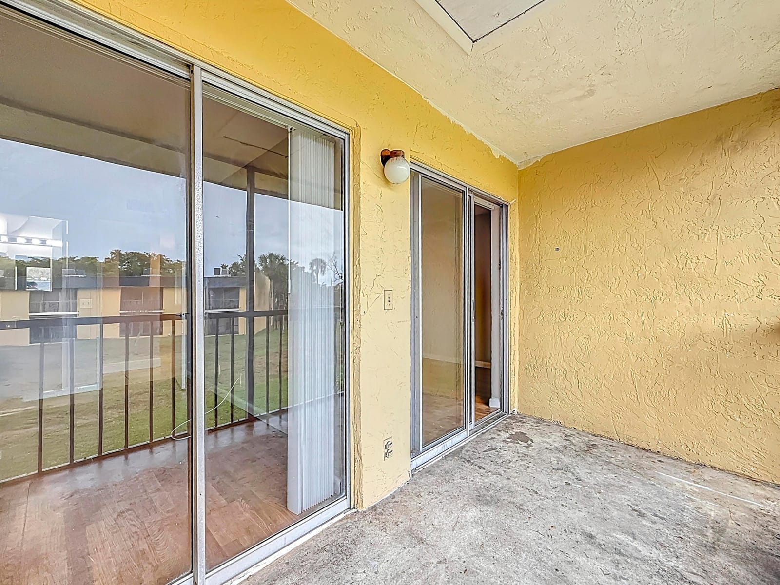 719 MEADOWS Circle, Boynton Beach, FL 33436 photo 24