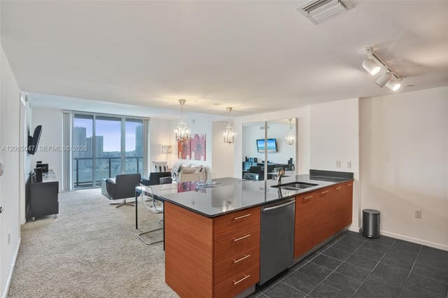 50 Biscayne Boulevard 2801, Miami, FL 33132