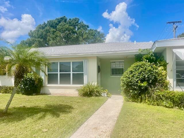 113 Lakes End Drive Apt c — photo 1
