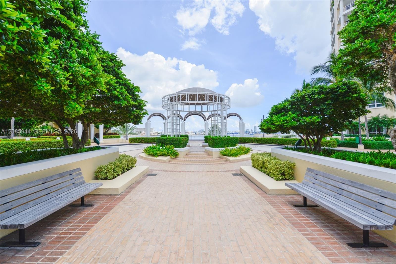 848 Brickell Key Drive 2702, Miami, FL 33131 photo 30