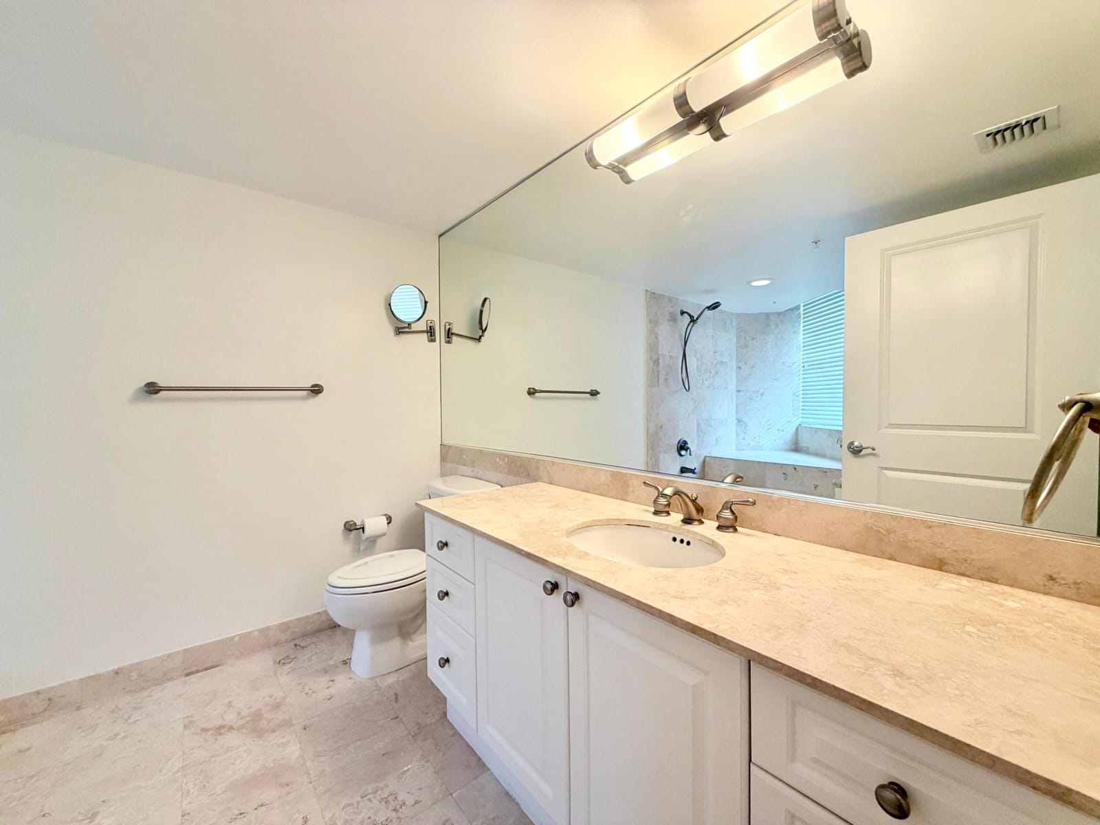 99 SE Mizner Boulevard Apt 802, Boca Raton, FL 33432 photo 19