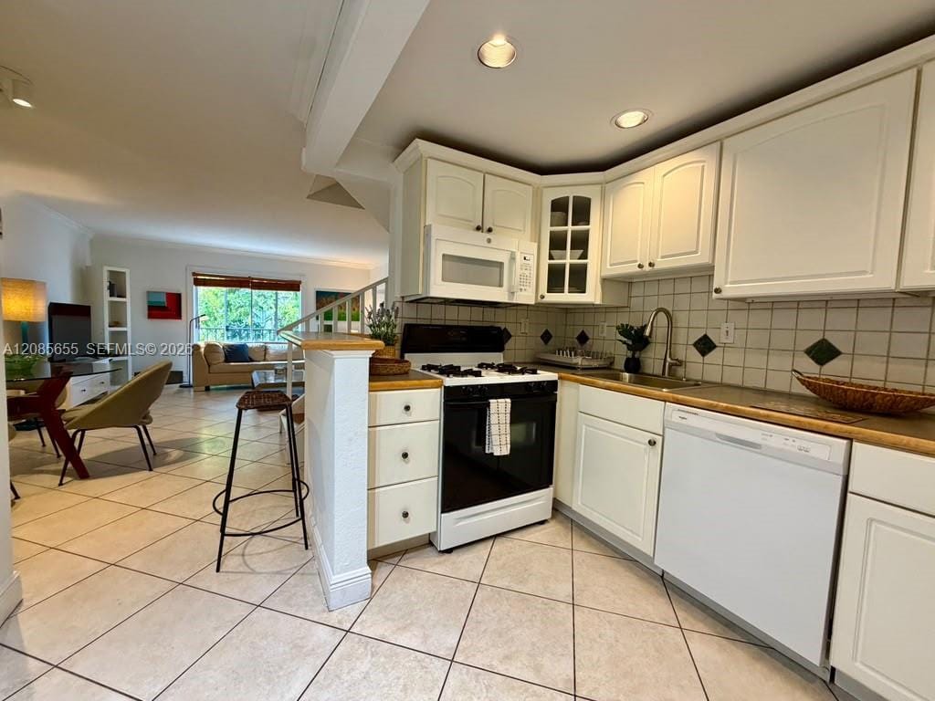8650 SW 67th Avenue 1033 — photo 12