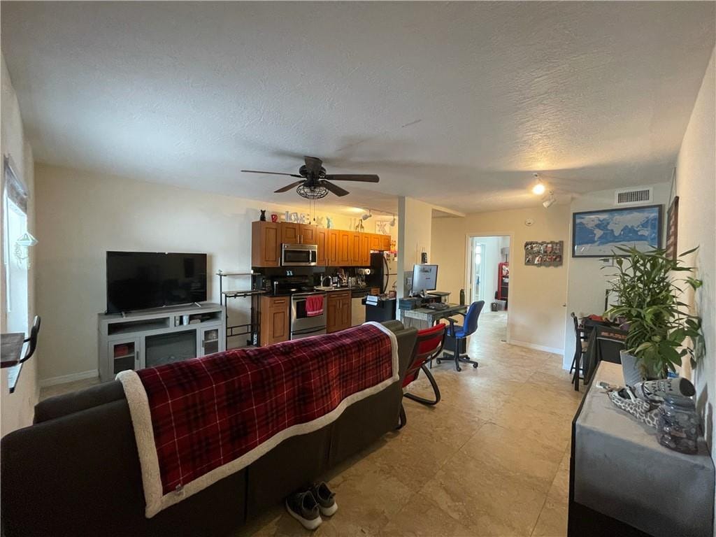 1470 N Dixie Highway 3 — photo 4