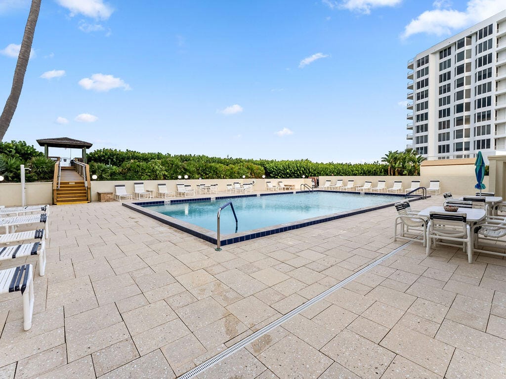 10044 S OCEAN Drive 103, Jensen Beach, FL 34957 photo 17