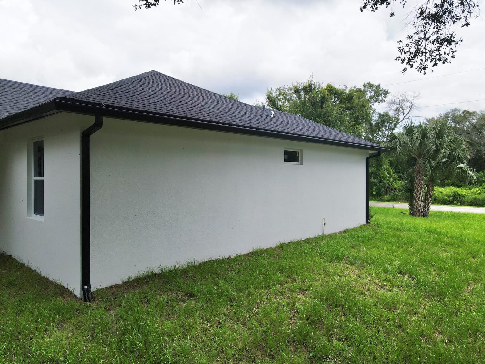 702 NW 39TH Circle — photo 8