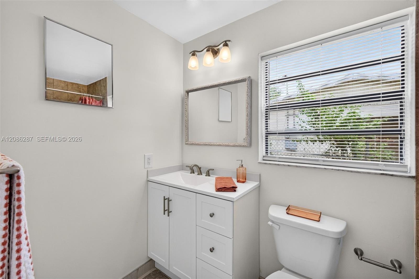 2831 NW 23rd Street, Fort Lauderdale, FL 33311 photo 5
