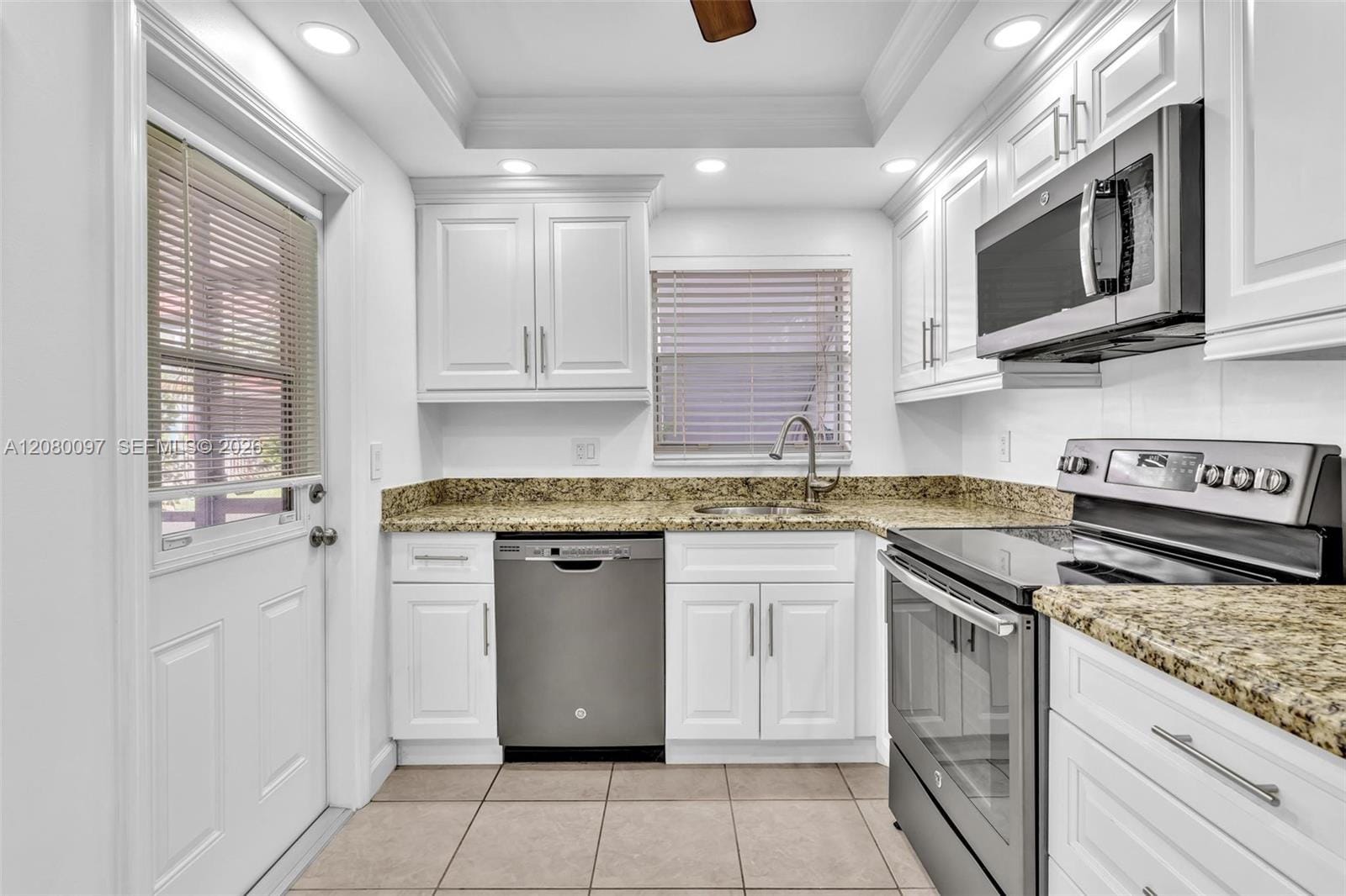 580 Egret Drive 102, Hallandale Beach, FL 33009 photo 16