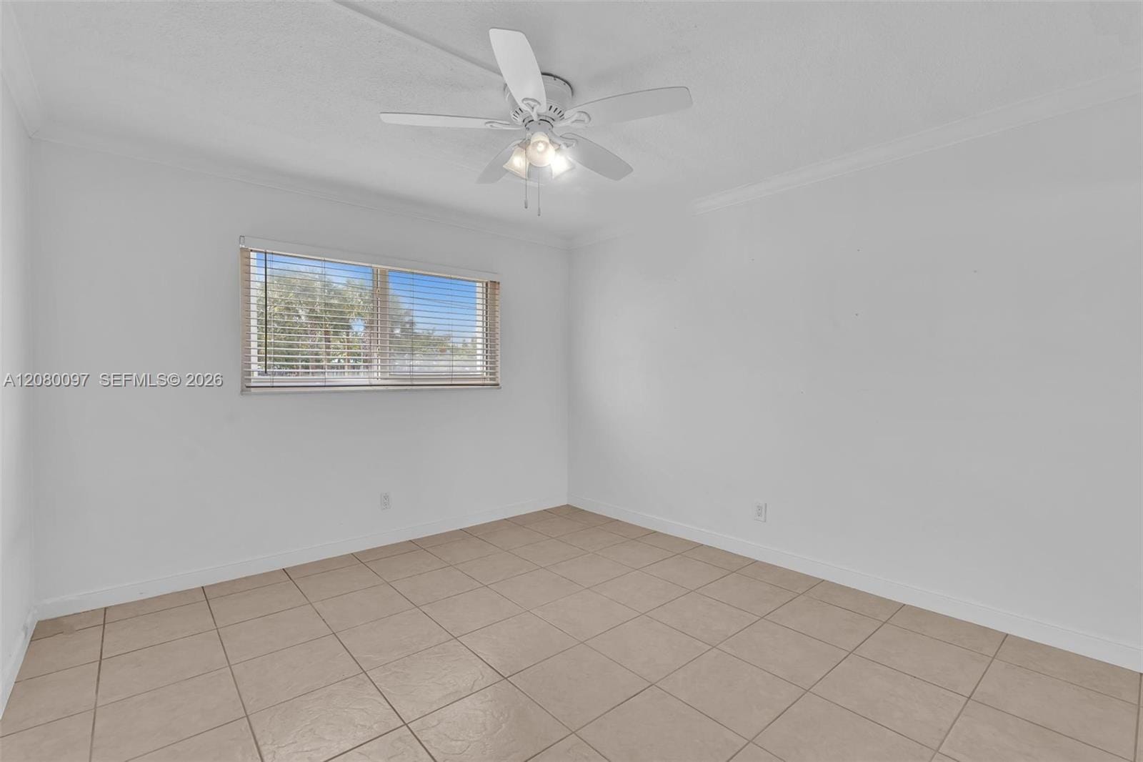 580 Egret Drive 102, Hallandale Beach, FL 33009 photo 22