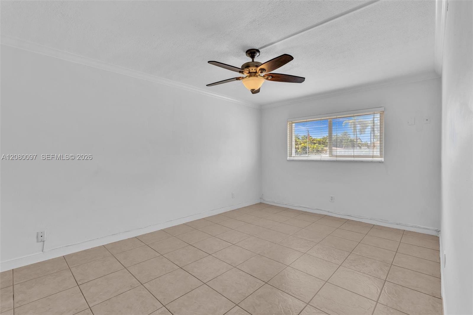 580 Egret Drive 102, Hallandale Beach, FL 33009 photo 25