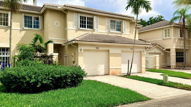 2281 NW 171ST Terrace 2281, Pembroke Pines, FL 33028