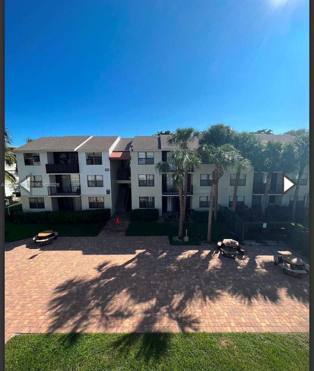 706 Executive Center Drive 34 — photo 11
