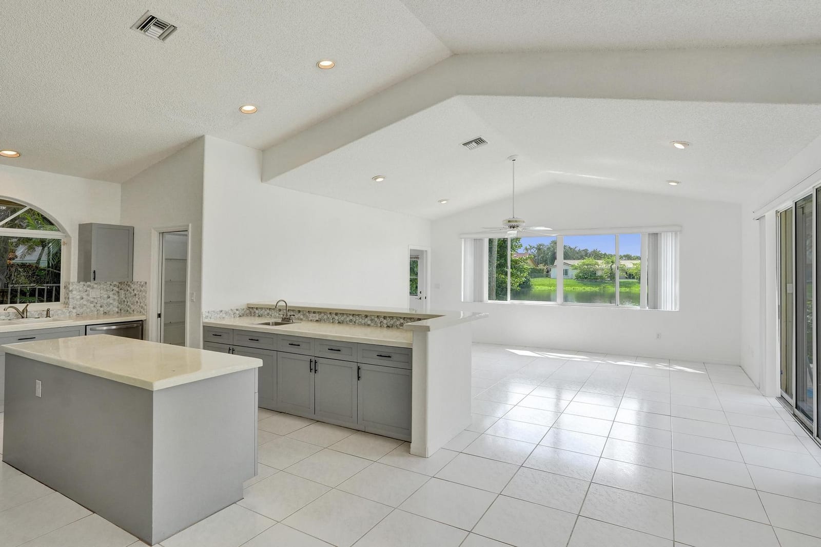 11340 Lakeshore Drive, Cooper City, FL 33026 photo 14