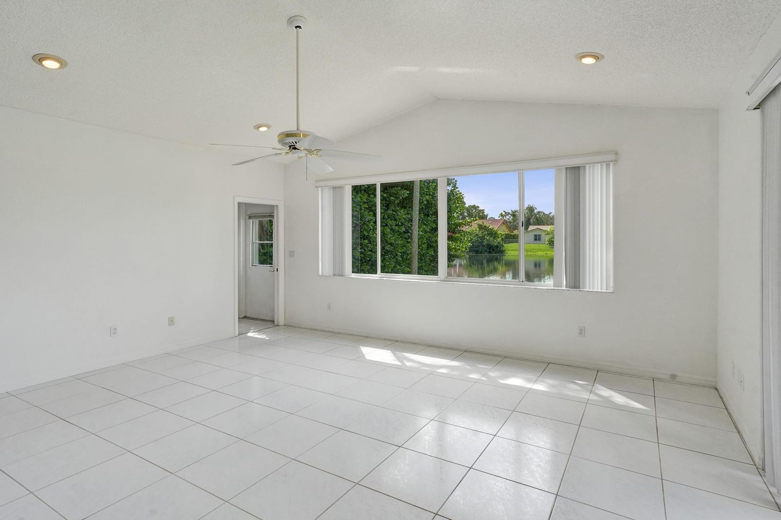 11340 Lakeshore Drive, Cooper City, FL 33026 photo 21