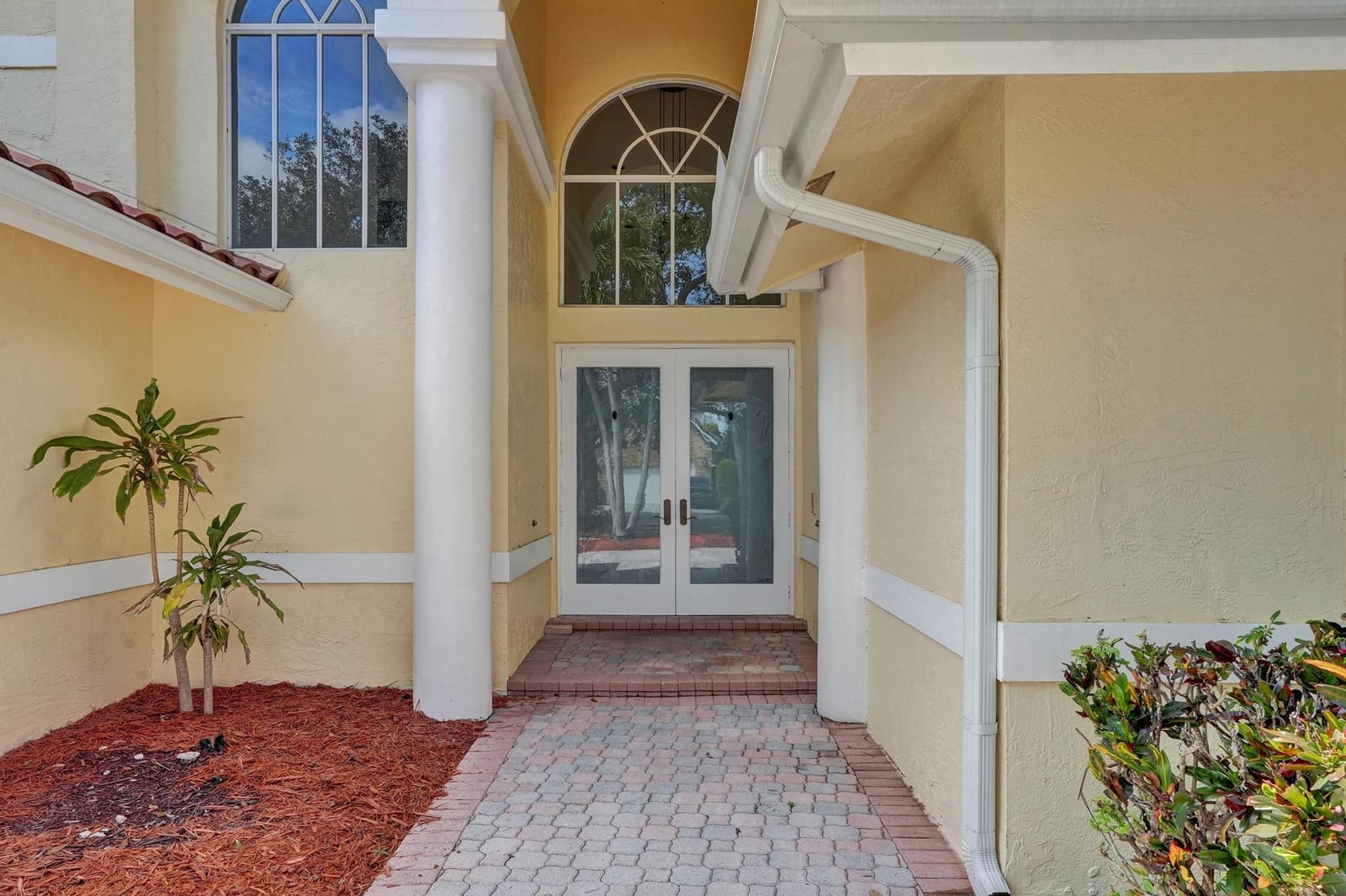 11340 Lakeshore Drive, Cooper City, FL 33026 photo 4