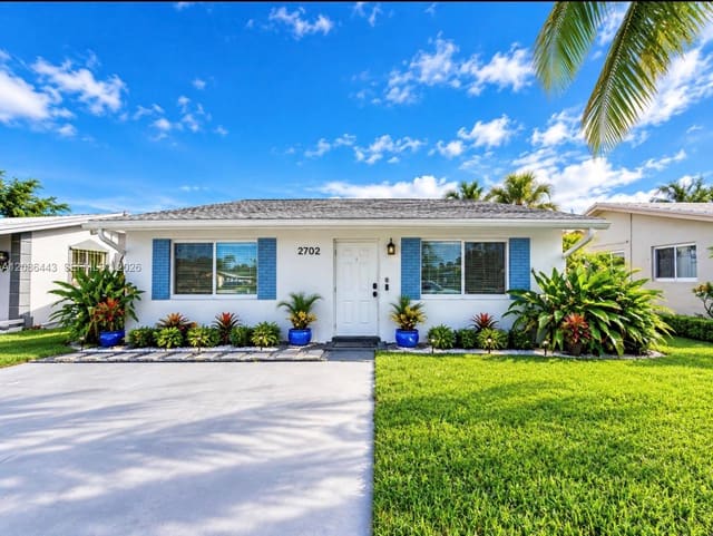 2702 NW 53rd Street 1, Tamarac, FL 33309
