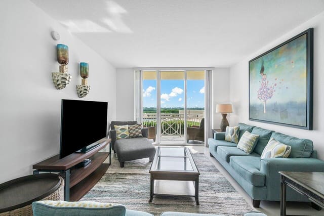 350 N Federal Highway Apt 606, Boynton Beach, FL 33435