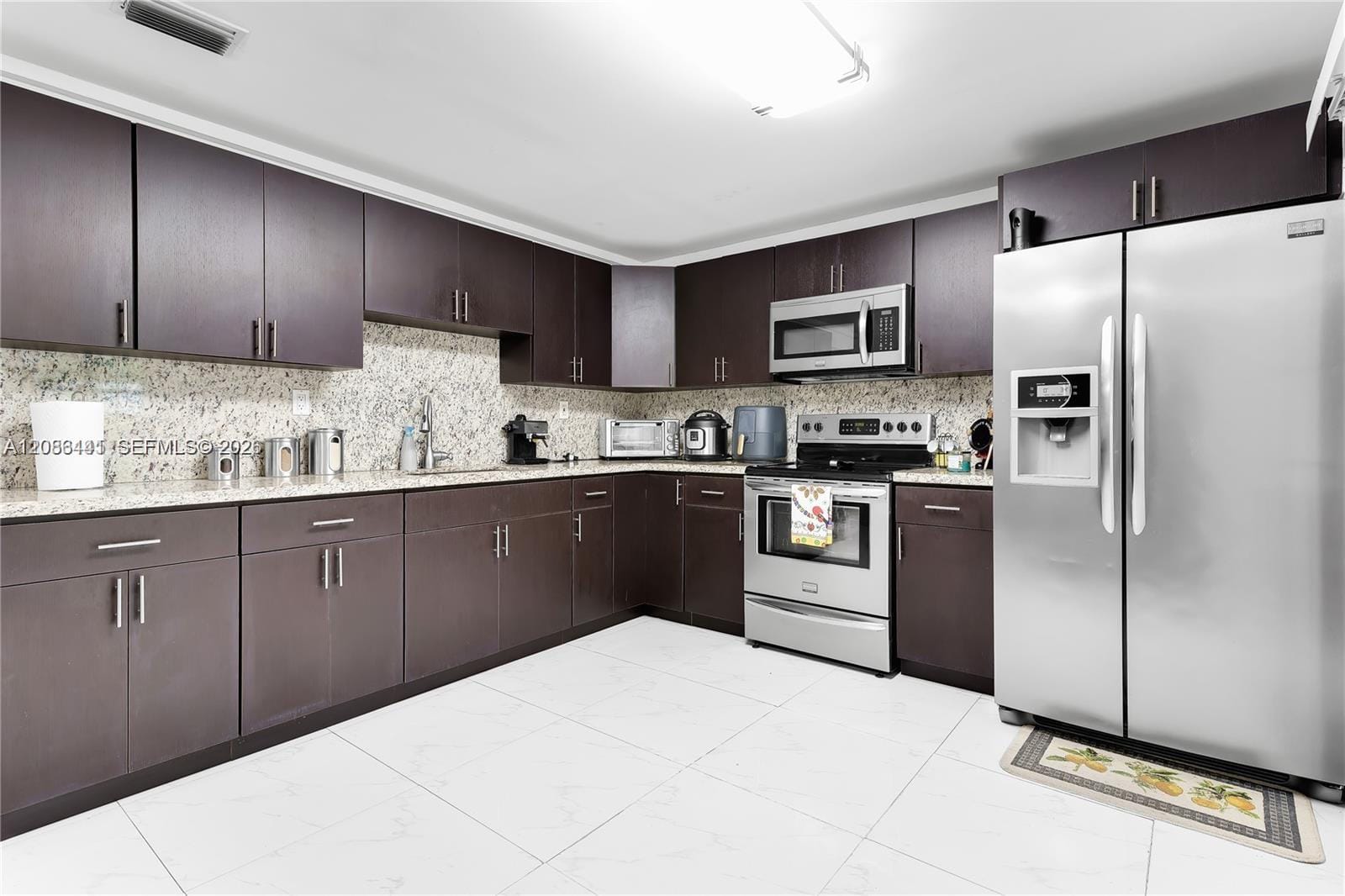 9460 NW 35th Court, Miami, FL 33147 photo 24