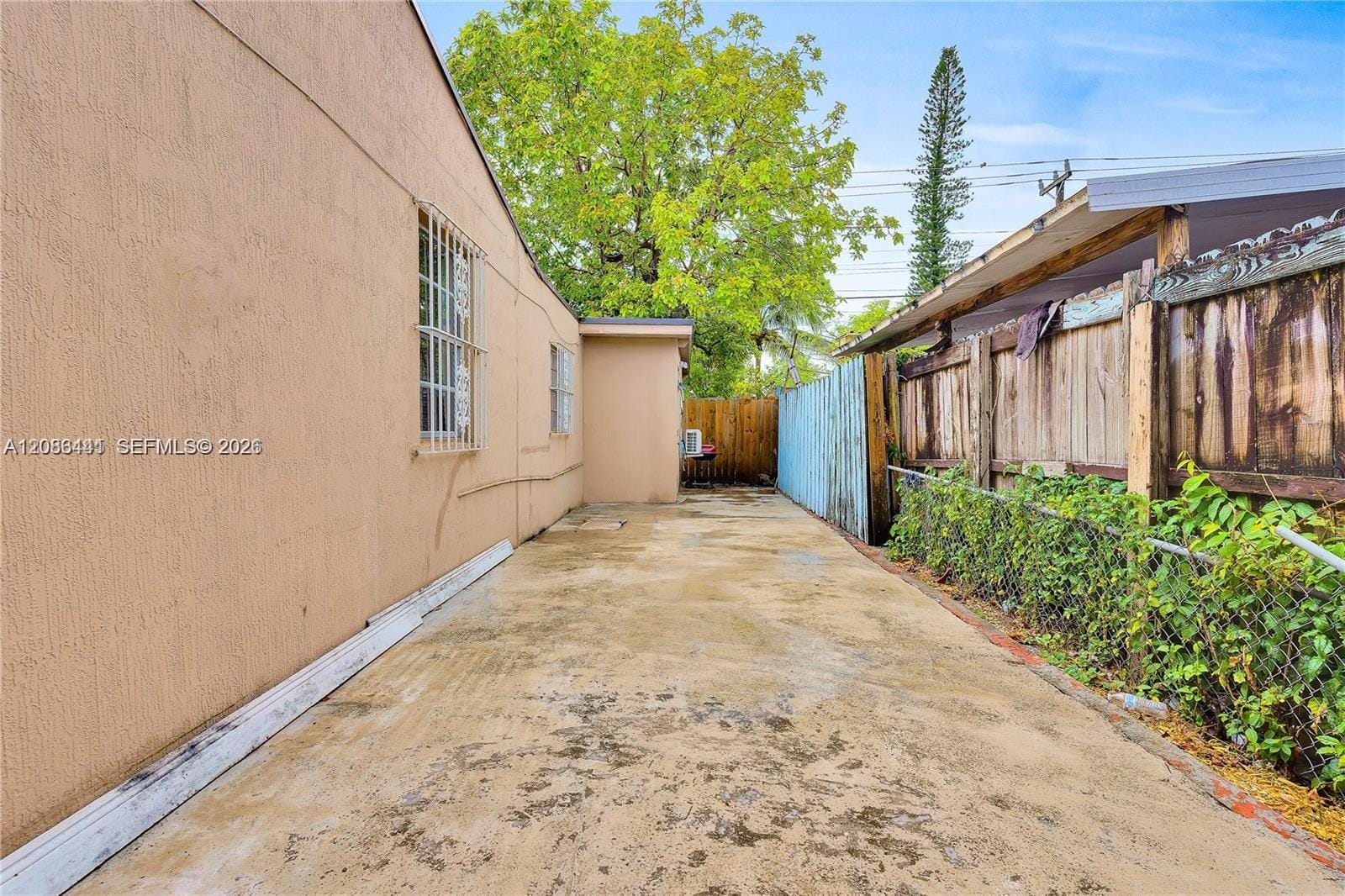 9460 NW 35th Court — photo 9