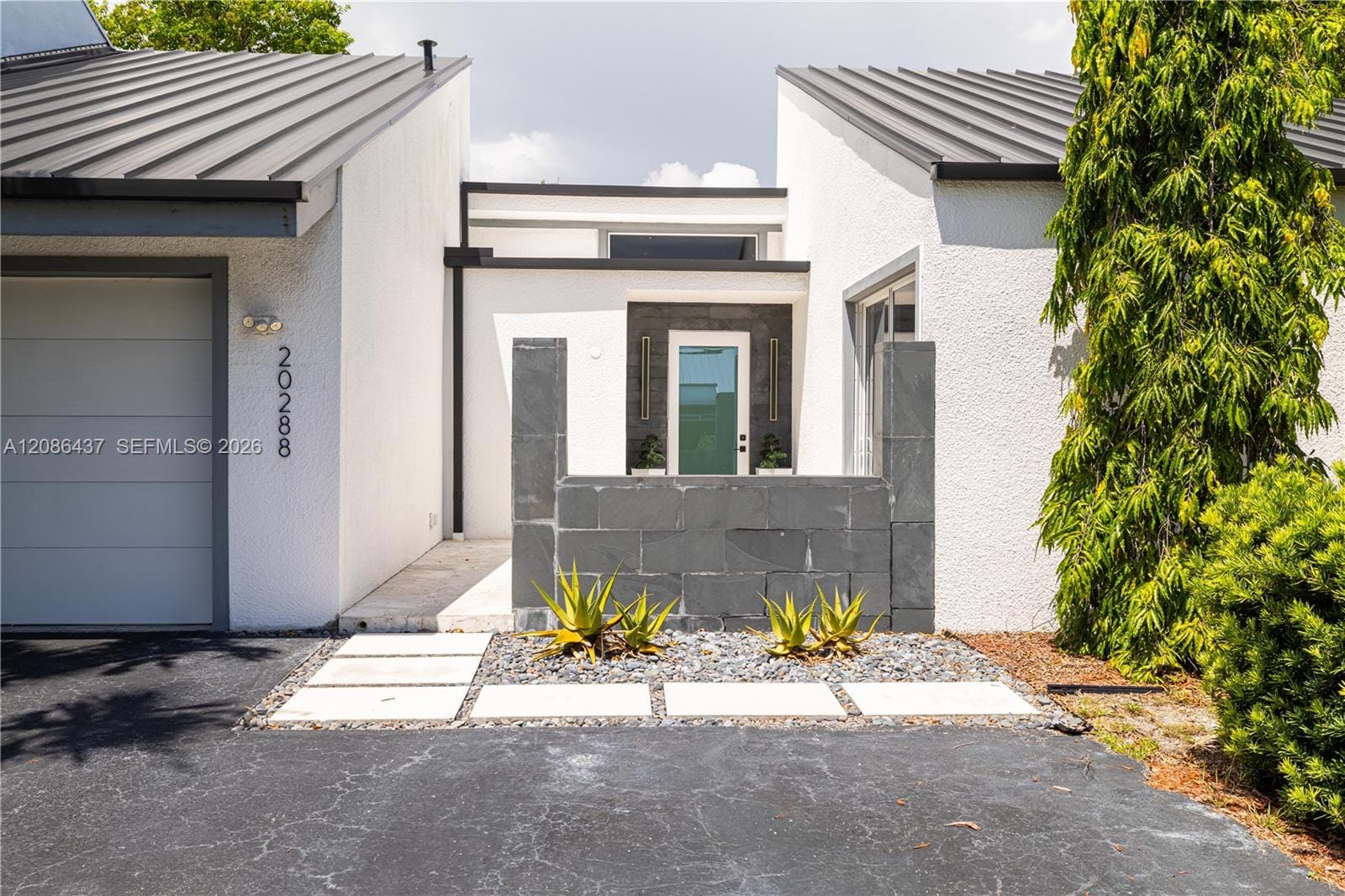 20288 SW 85th Avenue — photo 4