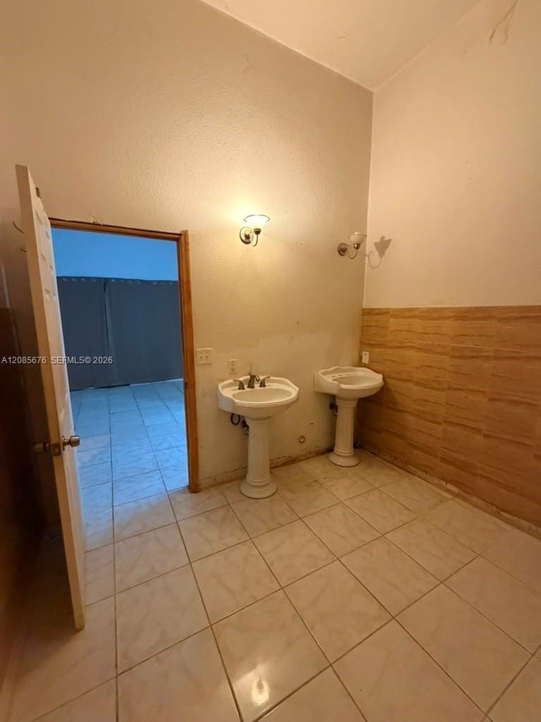 173 SW 3rd Court, Deerfield Beach, FL 33441 photo 21