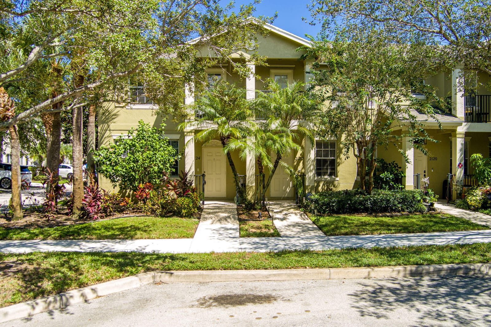 2124 SE Grand Drive, Port St. Lucie, FL 34952 photo 2