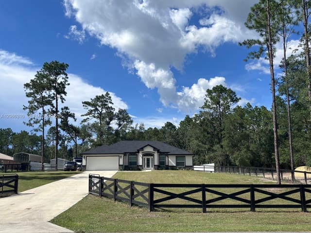 18537 SW 60th Street, Lake Tropicana Ranchettes, Dunnellon, FL