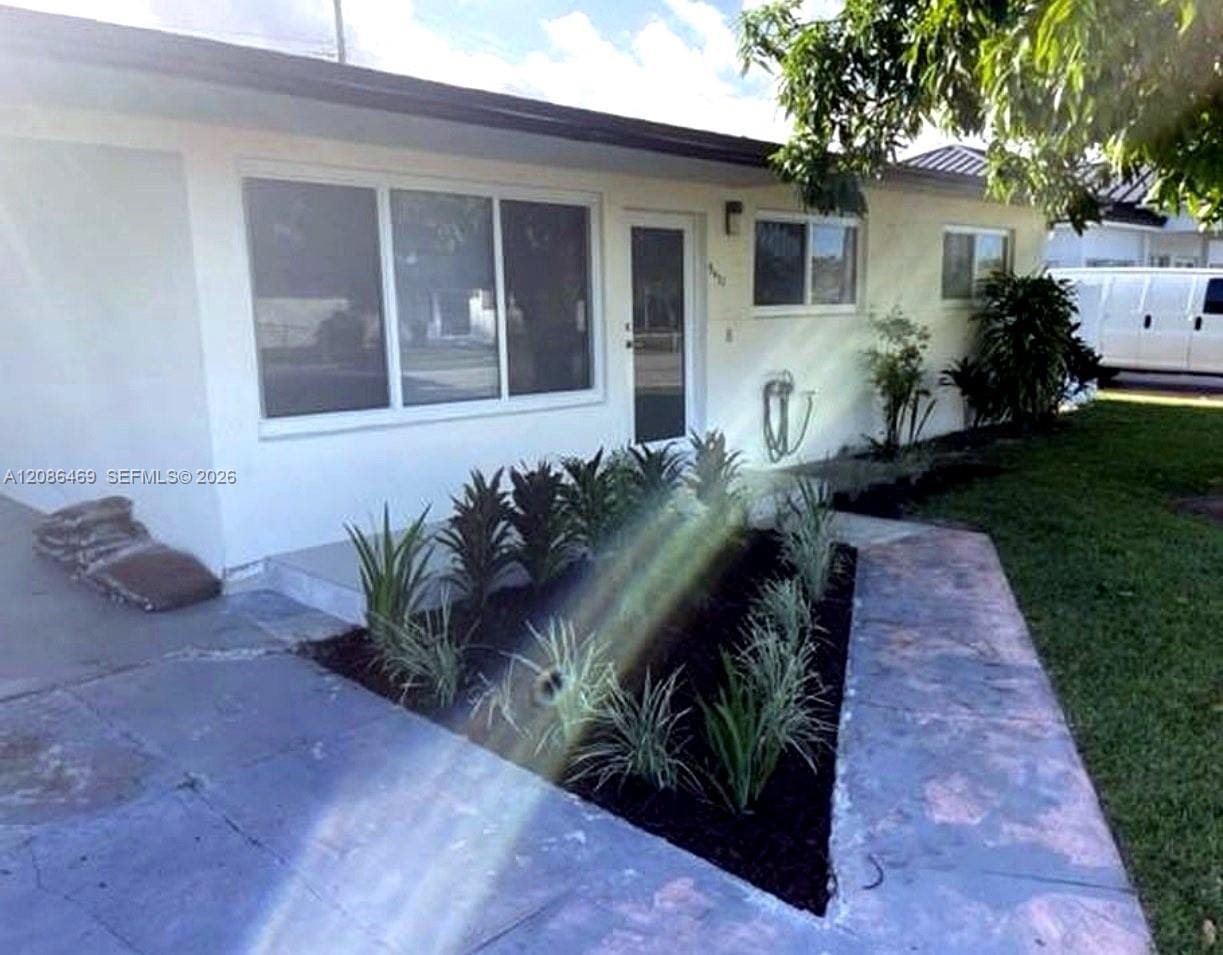 5431 W 8th Court — photo 1