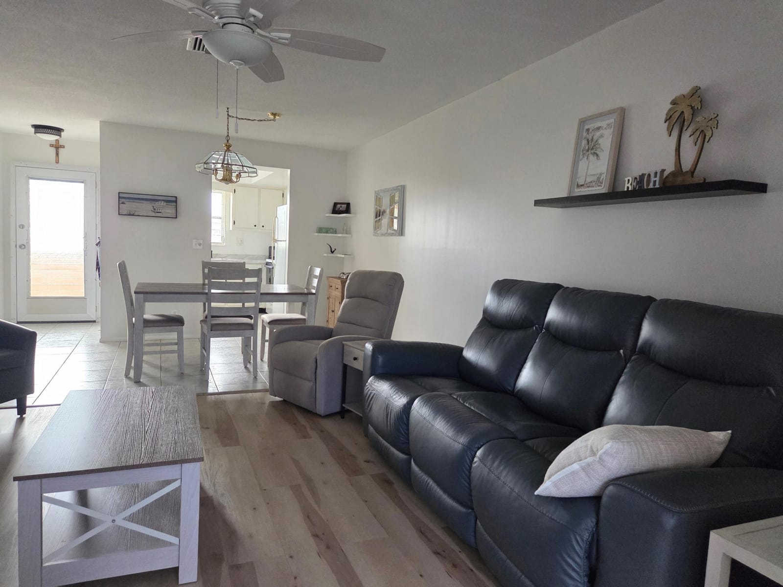 2867 Ashley Drive W C — photo 3