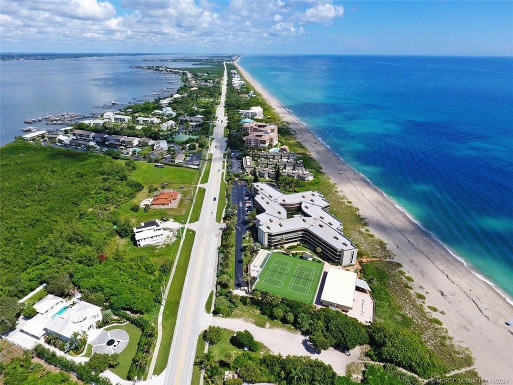 1357 NE OCEAN Boulevard 205, Stuart, FL 34996 photo 18