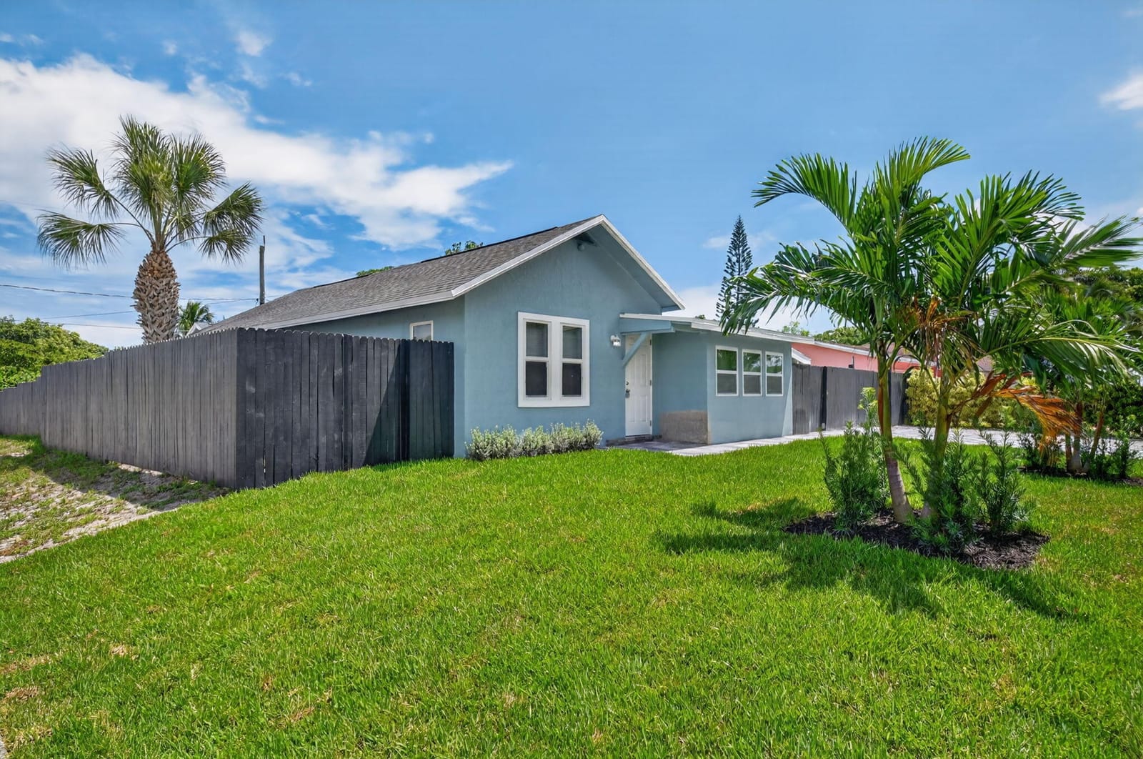 1002 S B Street, Lake Worth Beach, FL 33460 photo 2