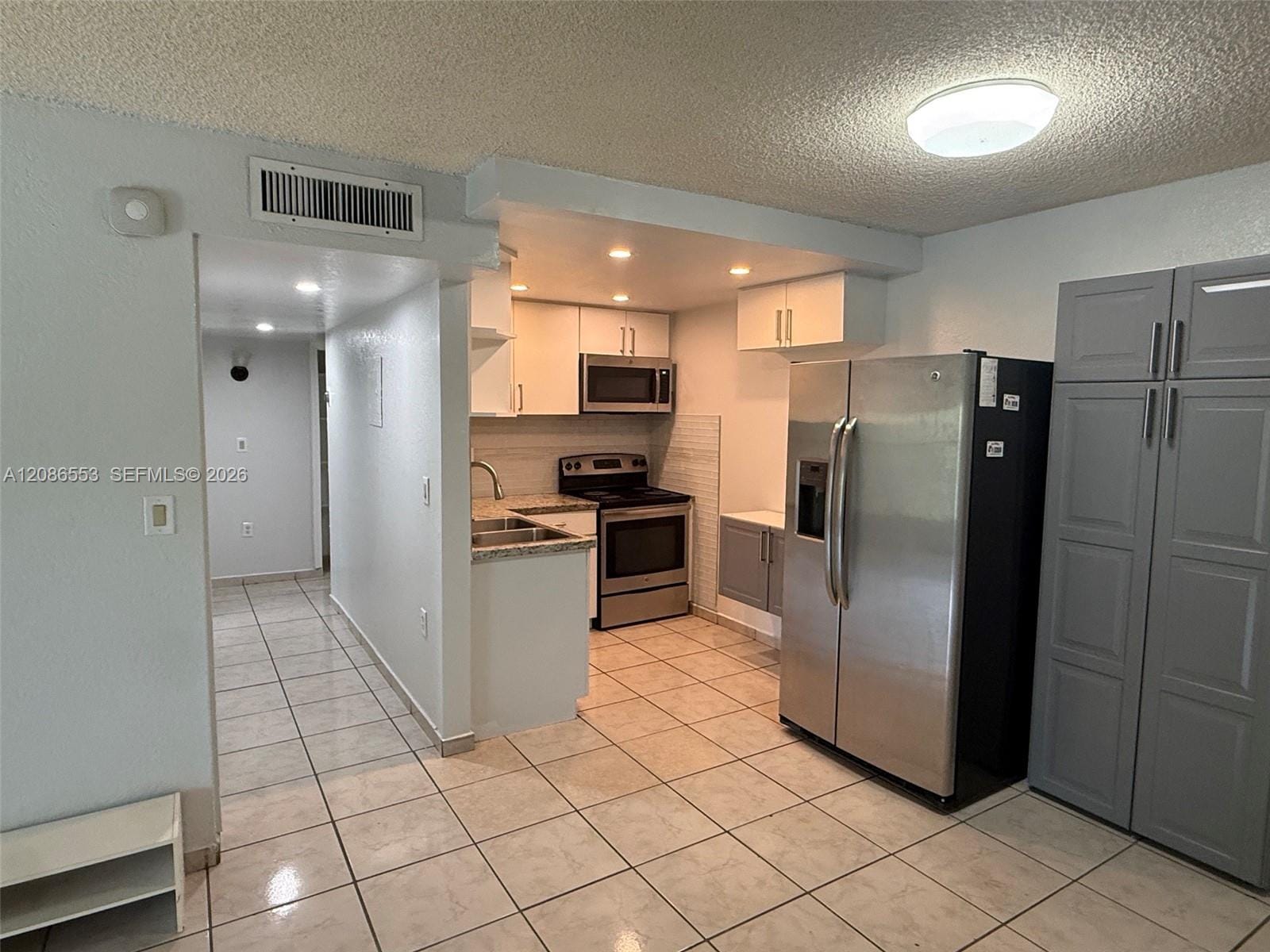 606 W 81st Street 405, Hialeah, FL 33014 photo 25