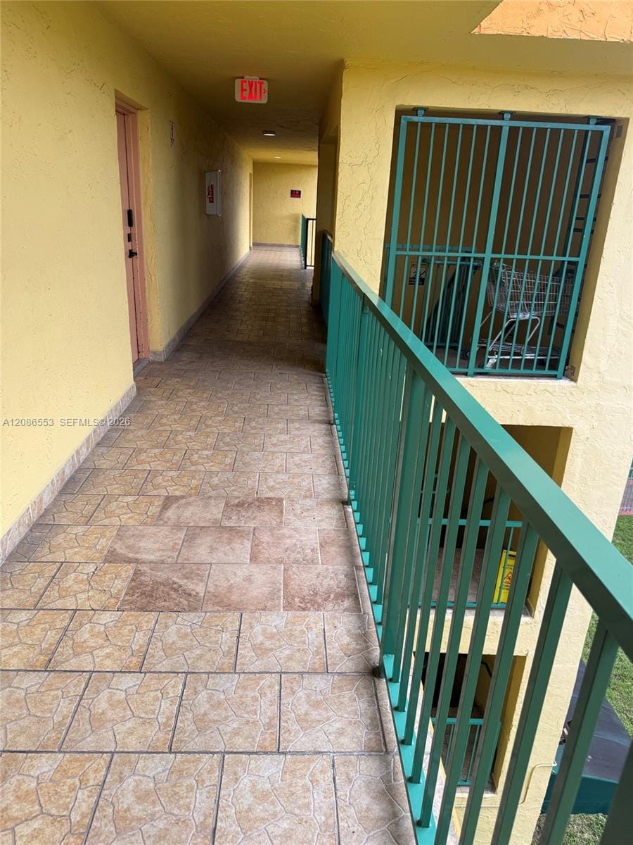 606 W 81st Street 405, Hialeah, FL 33014 photo 5