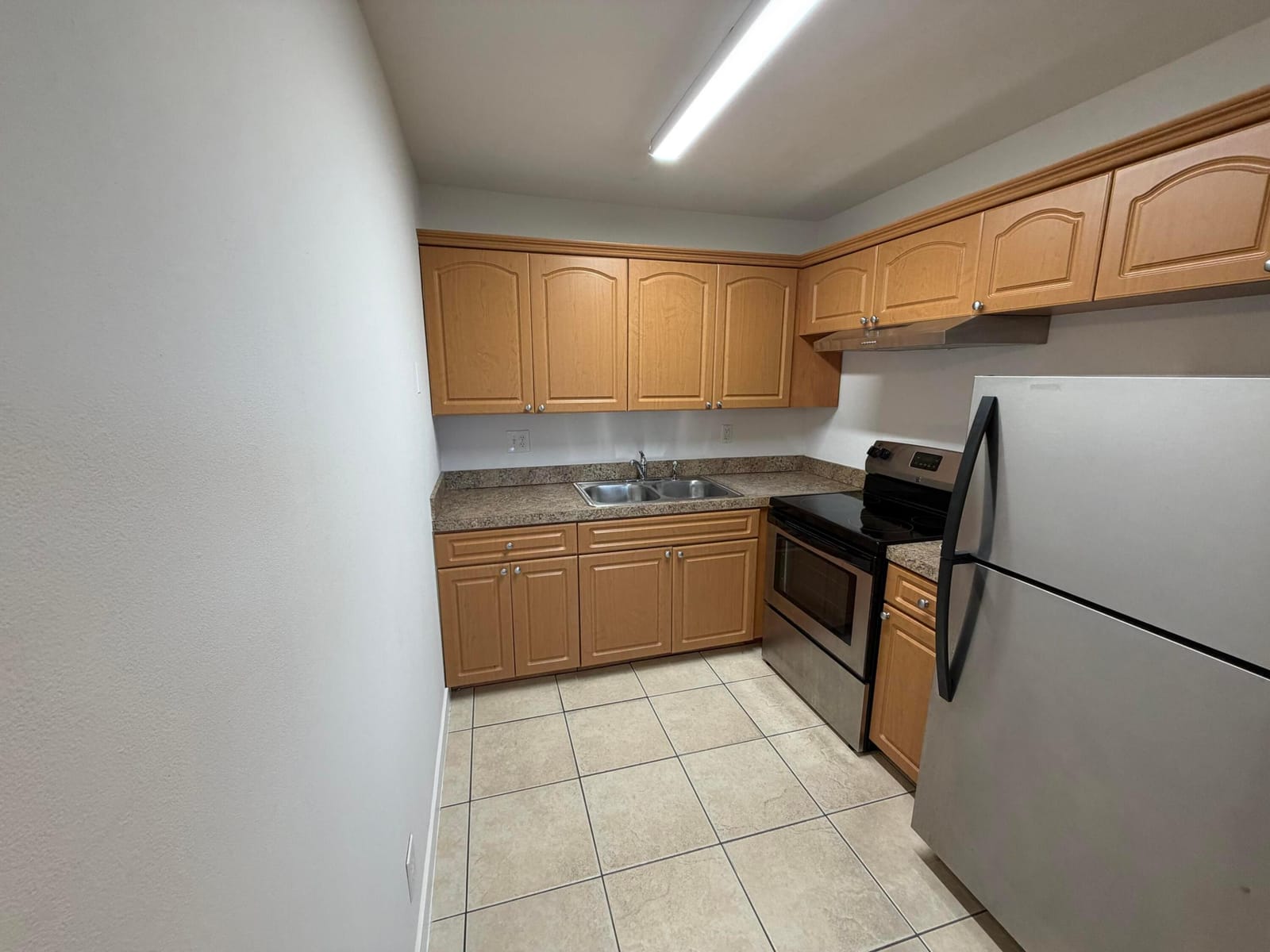 700 VILLAGE GREEN Court 314 — photo 12