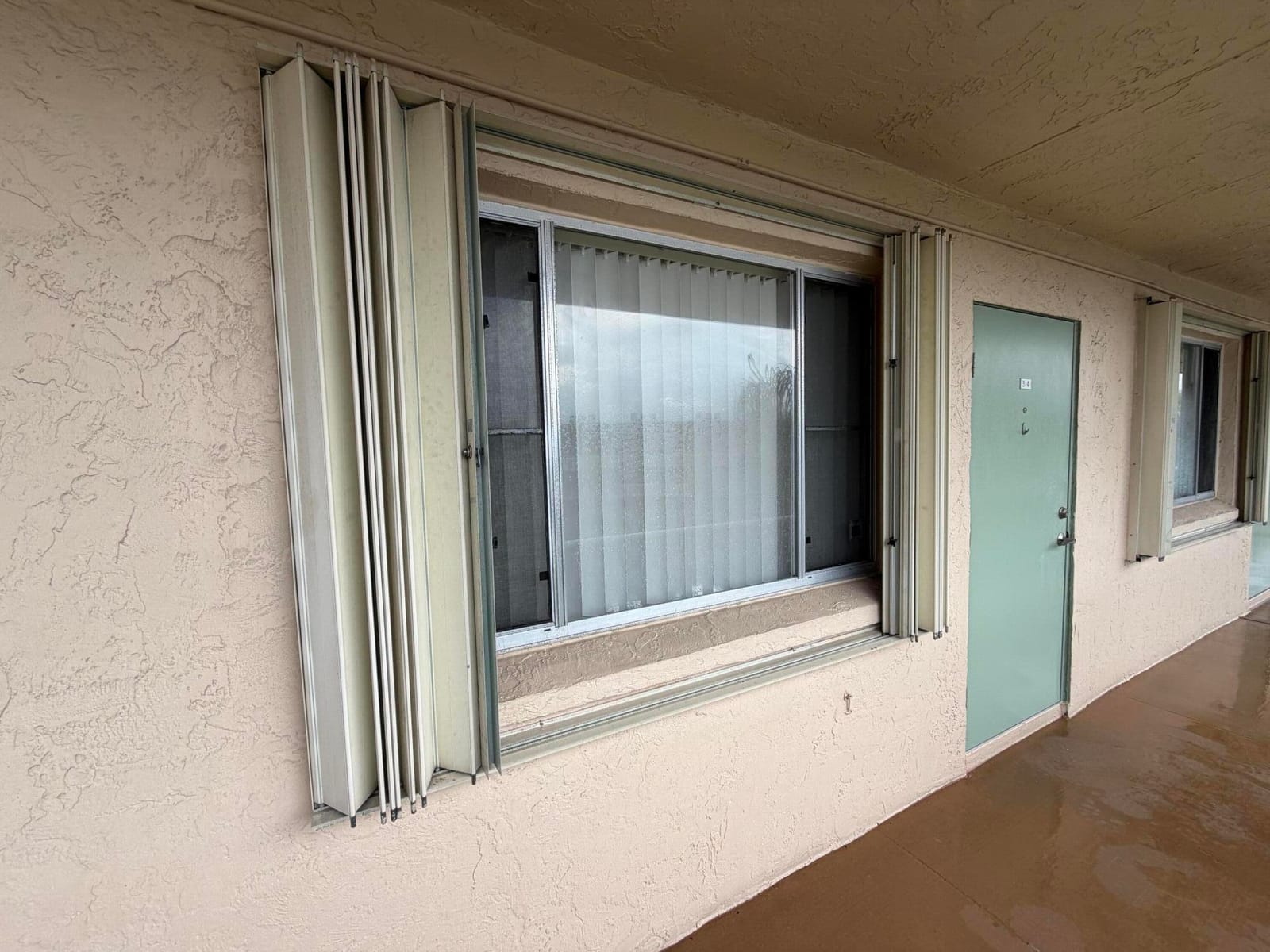 700 VILLAGE GREEN Court 314 — photo 4