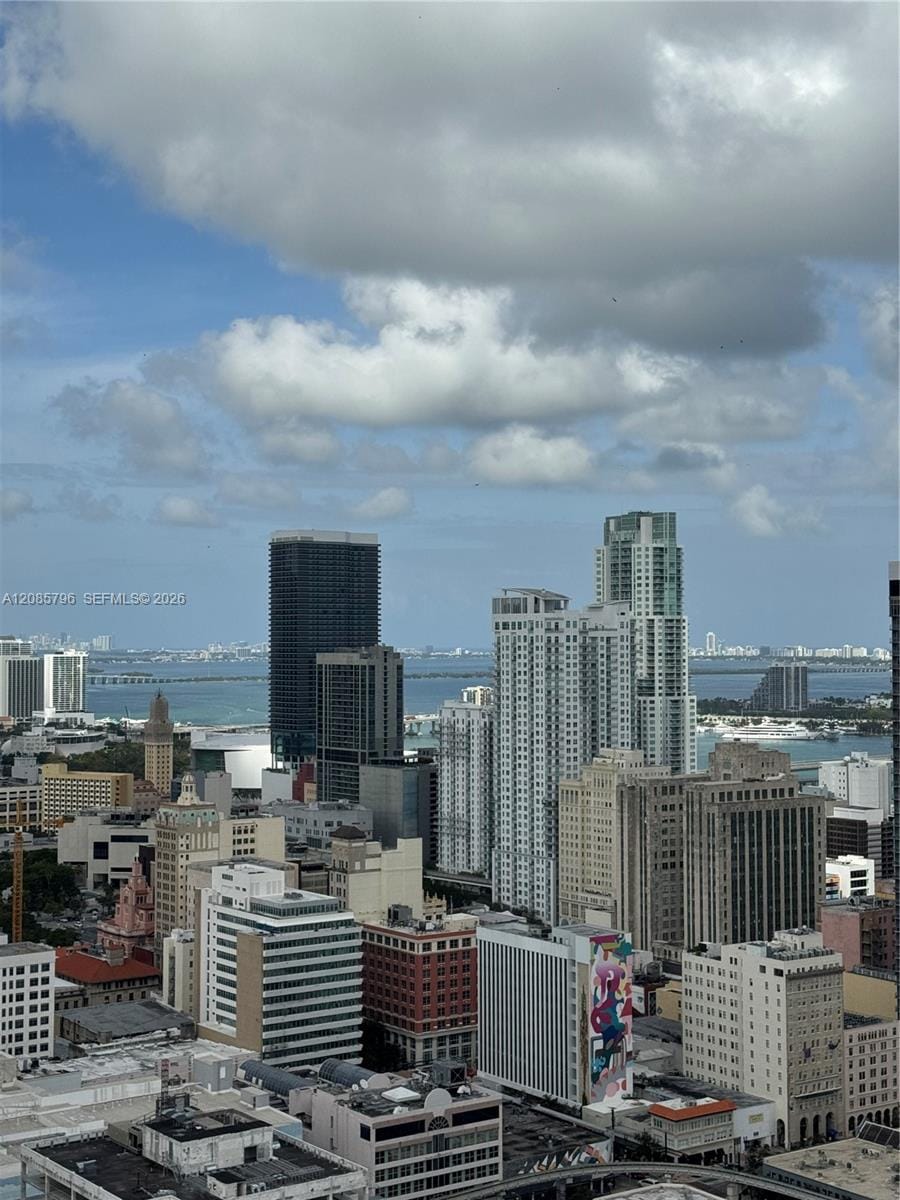 350 S Miami Avenue 3913 — photo 4