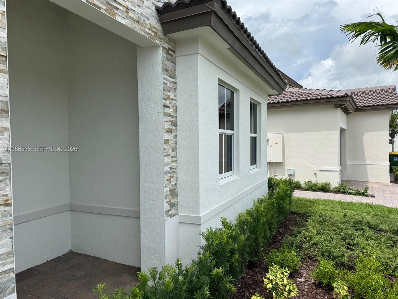 2404 SE 29th Drive — photo 3