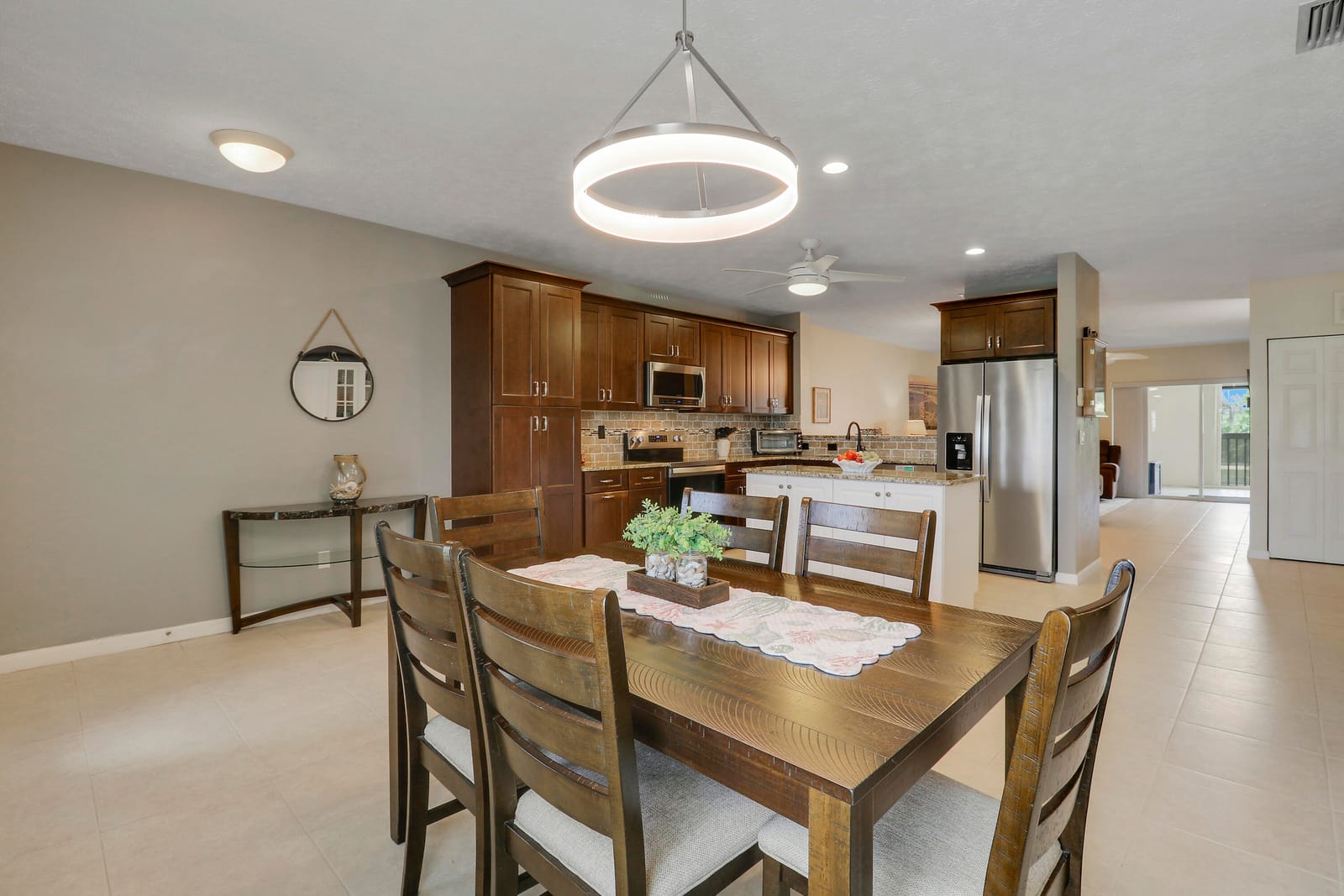 2129 SE Wild Meadow Circle — photo 9