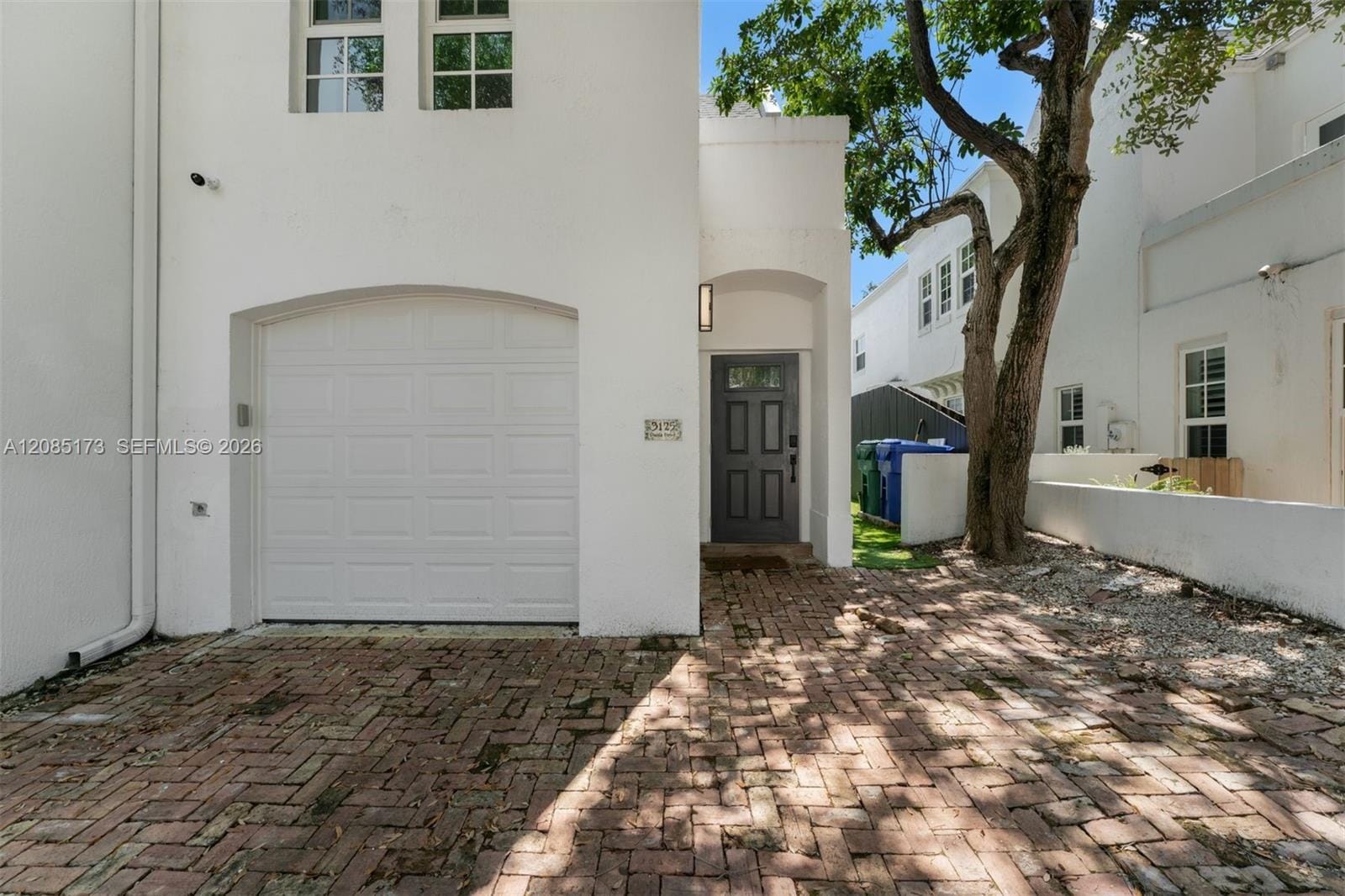 3125 Paola Drive — photo 1