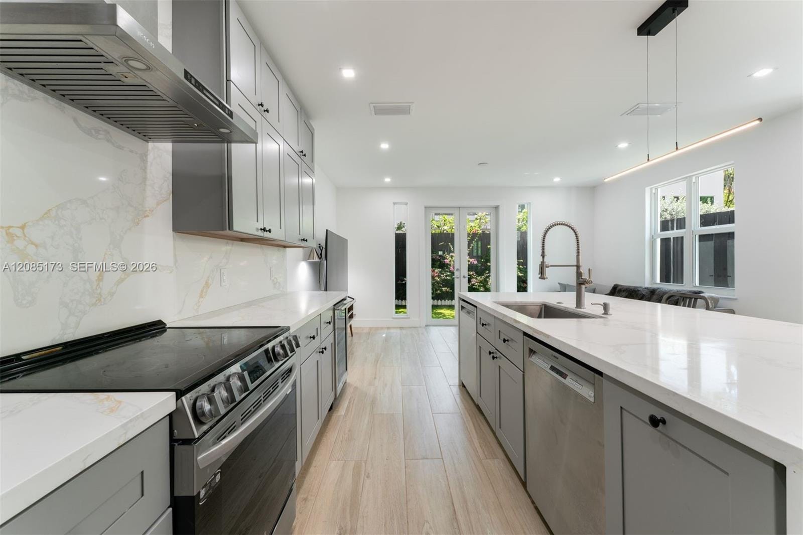 3125 Paola Drive — photo 5
