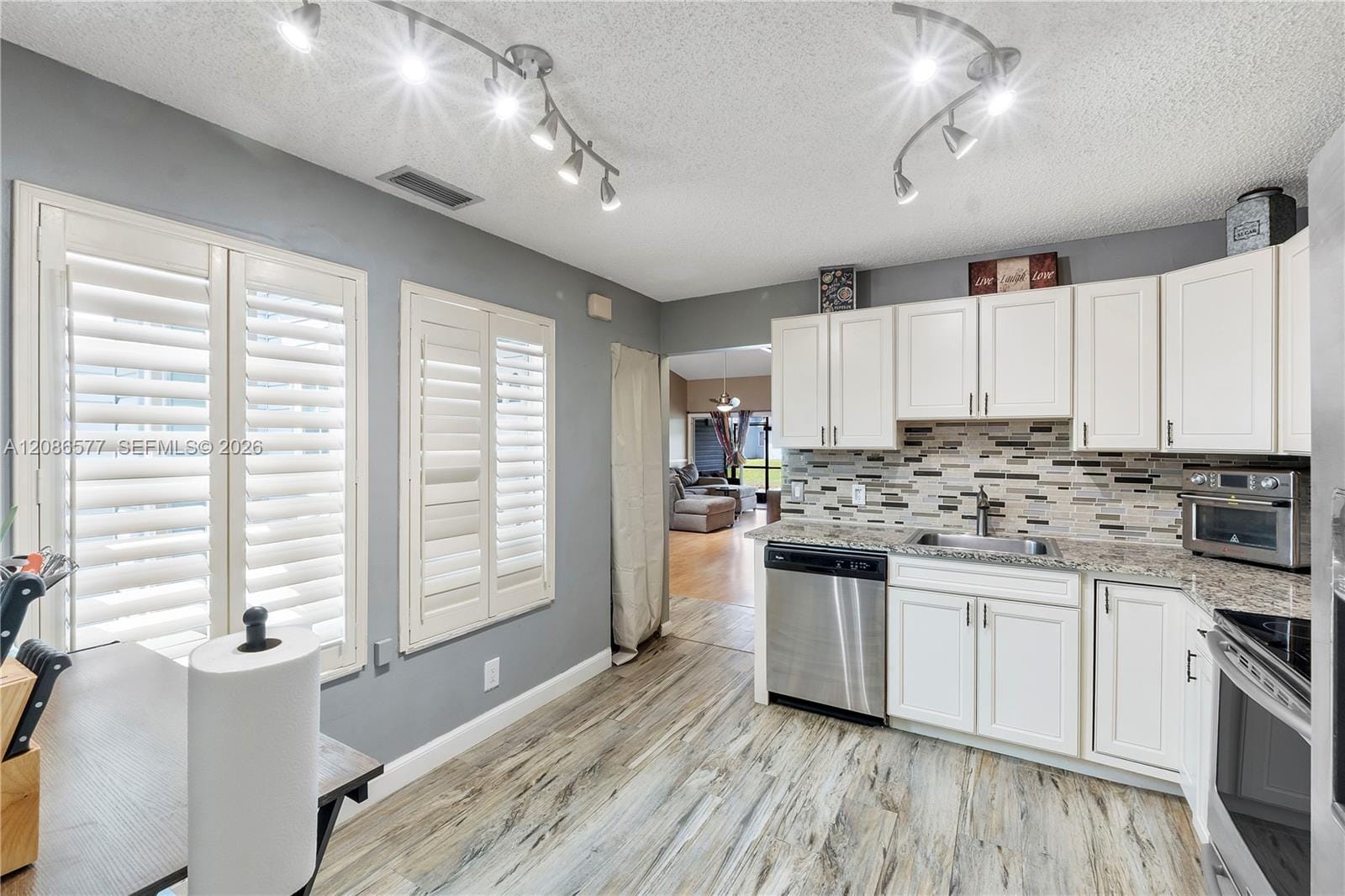 3839 Island Club Circle, Lake Worth, FL 33462 photo 10