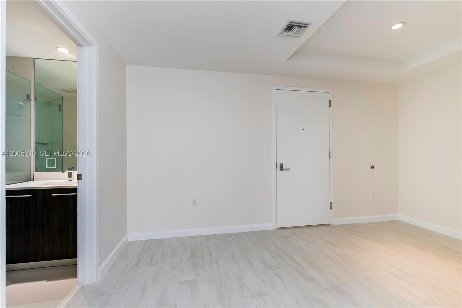 45 SW 9th Street 1606 — photo 12