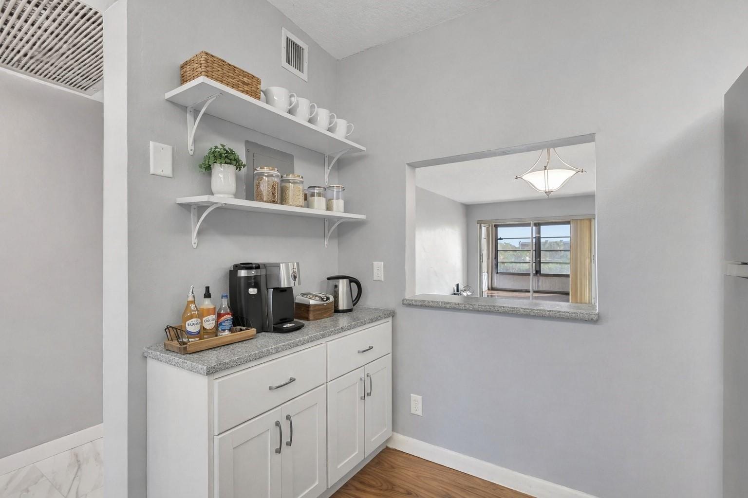 9300 SW 8TH Street 303 — photo 3